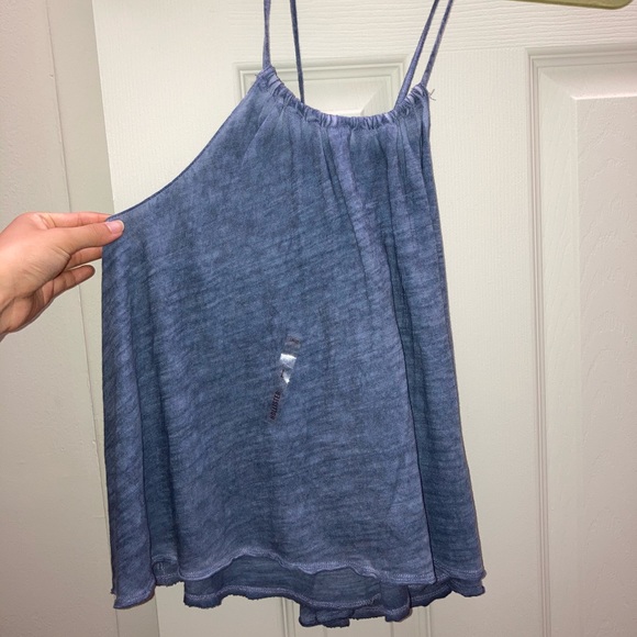 Top - Picture 4 of 4